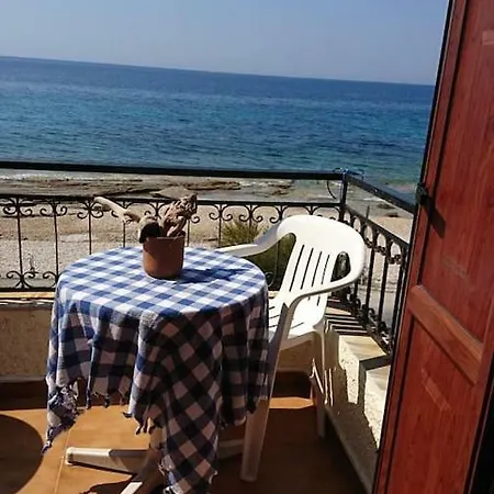 Eva's Seafront House Holiday home Mytilene