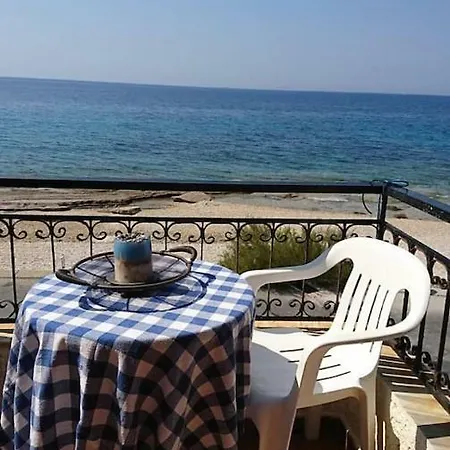 Holiday home Eva's Seafront House